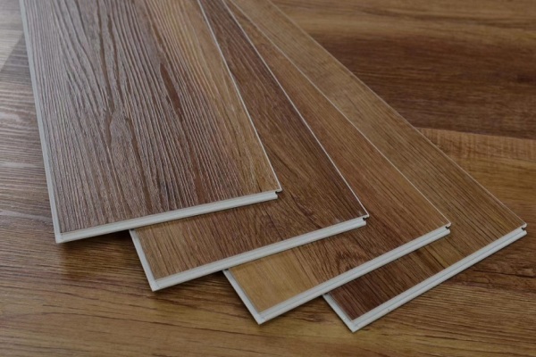 Sàn nhựa giả gỗ tại Hải Phòng và sàn gỗ công nghiệp nên mua loại nào? - Ảnh 3